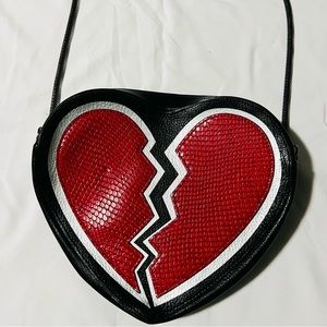 Heart crossbody bag